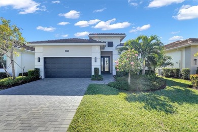 (private lake, pond, creek) Home For Sale in The Acreage Florida