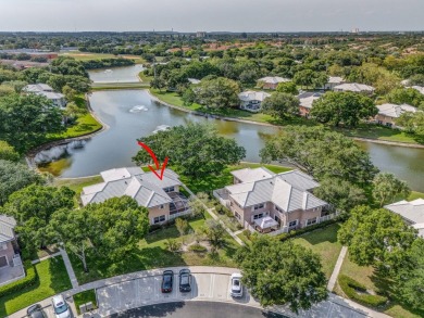 Lake Townhome/Townhouse For Sale in West Palm Beach, Florida