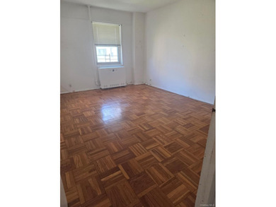 JUST IN THIS 2 BEDROOM APARTMENT WITH OPEN KITCHEN CONCEPT IS - photo 11