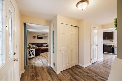 Fresh, inviting, and ready for it's new owners - this Greece - photo 6