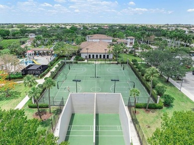 Discover incredible value in prestigious Heron Bay! This - photo 33