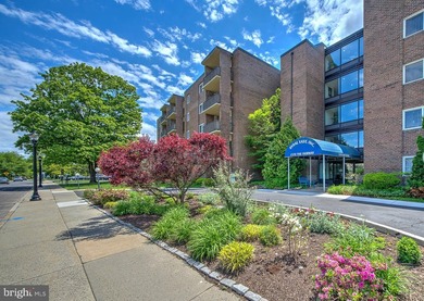 Interest continues to grow as buyers recognize everything this - photo 33