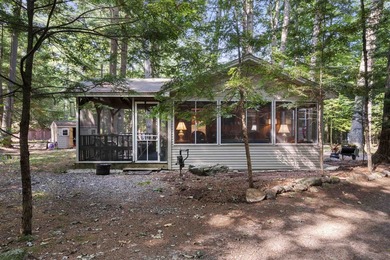 Lake Winnipesaukee Cottage with Deeded 24ft Boat Slip. Discover - photo 2
