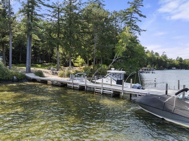 Lake Winnipesaukee Cottage with Deeded 24ft Boat Slip. Discover - photo 4