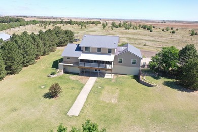 Beautiful custom-built home just 15 minutes south of McCook - photo 6