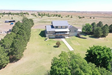 Beautiful custom-built home just 15 minutes south of McCook - photo 9