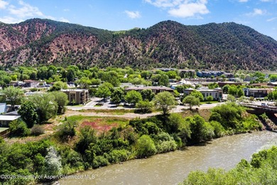 A rare opportunity to acquire 2.62 commercially zoned acres with - photo 4