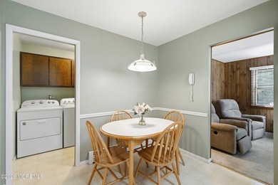 Welcome to this immaculate Glen Ridge model in the highly - photo 18