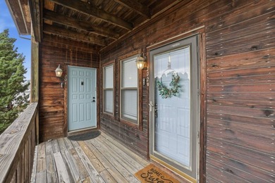 Tucked in Norfolk's Colonial Heights neighborhood, this 2-bed - photo 4