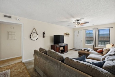 Tucked in Norfolk's Colonial Heights neighborhood, this 2-bed - photo 8