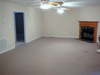 Wonderful 4 Bedroom home on 1.62 Acres. Dock in-place - photo 9