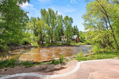 Fully reimagined riverfront commercial building in the heart of - photo 2