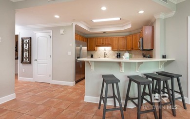 4th floor three bedroom unit at Phoenix on the Bay. Great views - photo 4
