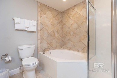 4th floor three bedroom unit at Phoenix on the Bay. Great views - photo 9
