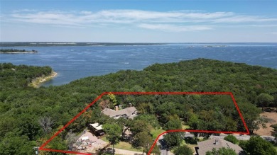 Lake Home For Sale in Pottsboro, Texas