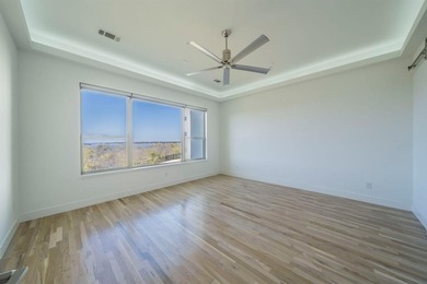 Stunning 4-story contemporary townhome with direct Lake