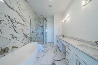 Stunning 4-story contemporary townhome with direct Lake