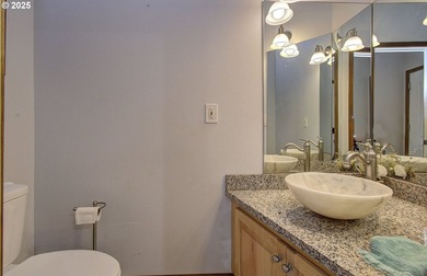 Pristine one level Executive Home with an out of this world Shop - photo 22