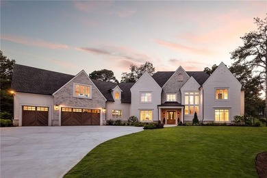 Exquisitely crafted by Savage Family Homes, this exceptional - photo 6