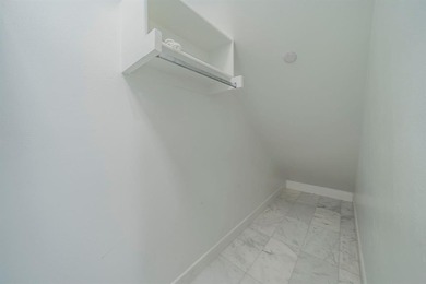 Stunning 4-story contemporary townhome with direct Lake