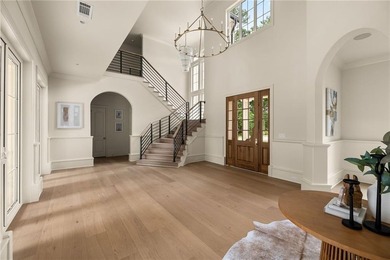 Exquisitely crafted by Savage Family Homes, this exceptional - photo 10