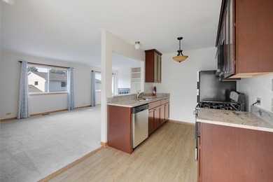 Additional listing photo 1