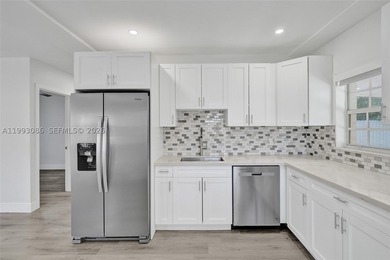 Turnkey income-producing duplex with flex space on a quiet - photo 4
