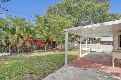 Turnkey income-producing duplex with flex space on a quiet - photo 8