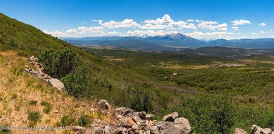 This remarkable mountain homesite offers an extraordinary - photo 5