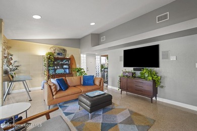 Beautiful waterfront home with views of the Thousand Islands the - photo 13