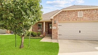 (private lake, pond, creek) Home Sale Pending in Yukon Oklahoma