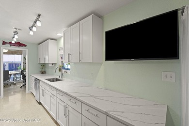 Beautiful waterfront home with views of the Thousand Islands the - photo 22