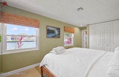 Beautiful waterfront home with views of the Thousand Islands the - photo 25