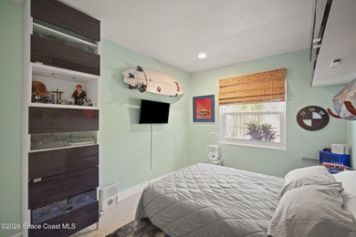 Beautiful waterfront home with views of the Thousand Islands the - photo 28