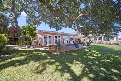 Beautiful waterfront home with views of the Thousand Islands the - photo 46