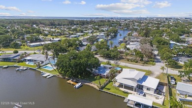 Beautiful waterfront home with views of the Thousand Islands the - photo 58