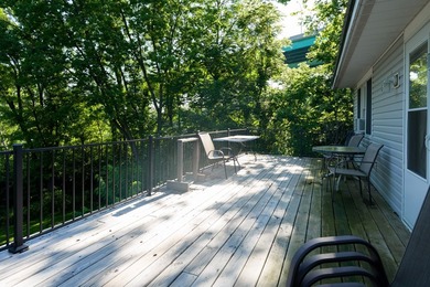 Additional listing photo 4