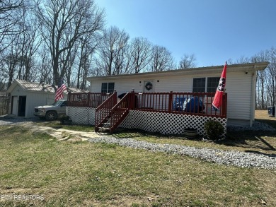 Lake Home For Sale in Crossville, Tennessee