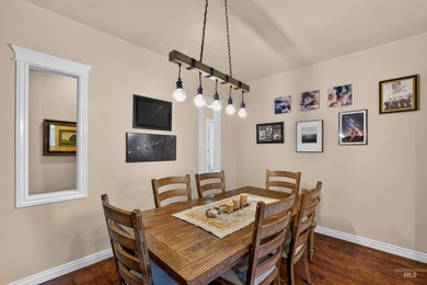 A home designed for adventure, comfort, and entertaining - photo 4