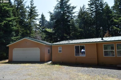 Private Country Retreat in Port Orford! Welcome to 42065 Vista - photo 3