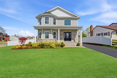 Welcome to this exceptional four bedroom, two and a half bath - photo 1