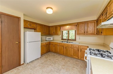 Hello Curb Appeal!!! ~ If you're looking for a solid ranch, with - photo 8