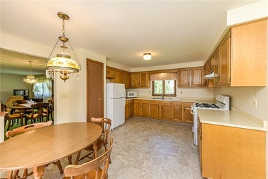 Hello Curb Appeal!!! ~ If you're looking for a solid ranch, with - photo 9