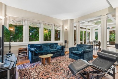 Magnificent Tudor residence in prime East Glencoe, beautifully - photo 10