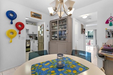 Spacious 1 bedroom, 1.5 bath second floor unit in the desirable - photo 11