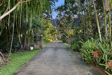 40-acre Ranch with flowing stream and a variety of expansive - photo 22