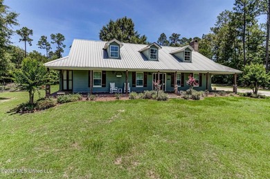Experience the perfect blend of privacy, space, and scenic - photo 2