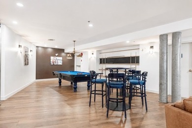 Rare renovated waterfront penthouse with exposure on all 4 sides - photo 24