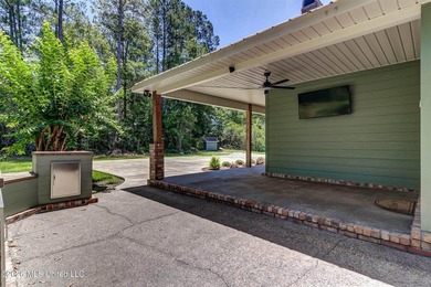 Experience the perfect blend of privacy, space, and scenic - photo 9