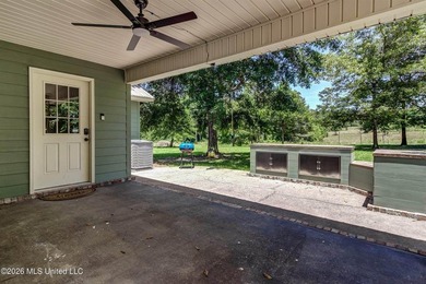 Experience the perfect blend of privacy, space, and scenic - photo 10